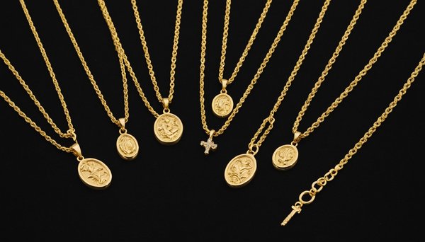 Quel collier en or vous conviendra le mieux pour compléter votre style en joaillerie ?